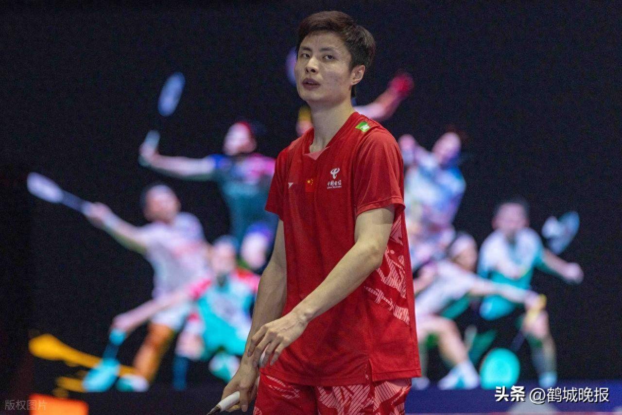 印尼队轻取日本队,石宇奇点燃赛场 印尼队轻取日本队,石宇奇点燃赛场