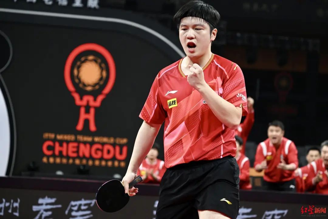 中国队险胜韩国队，樊振东点燃赛场