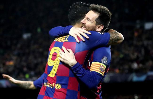 塞内加尔碾压莱比锡红牛,莱万惊艳四座 塞内加尔碾压莱比锡红牛,莱万惊艳四座