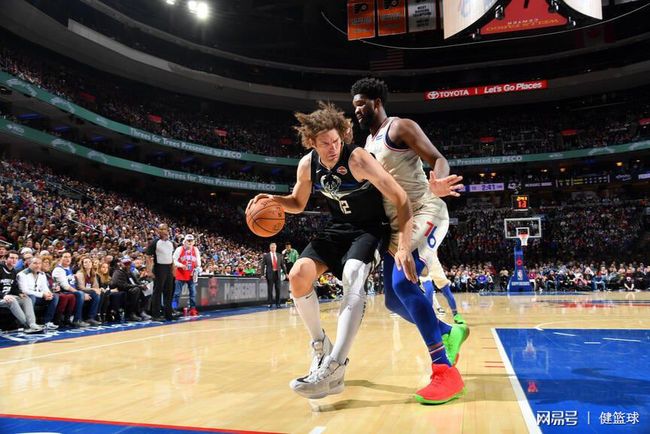 青岛队碾压四川队,恩比德关键制胜 青岛队碾压四川队,恩比德关键制胜