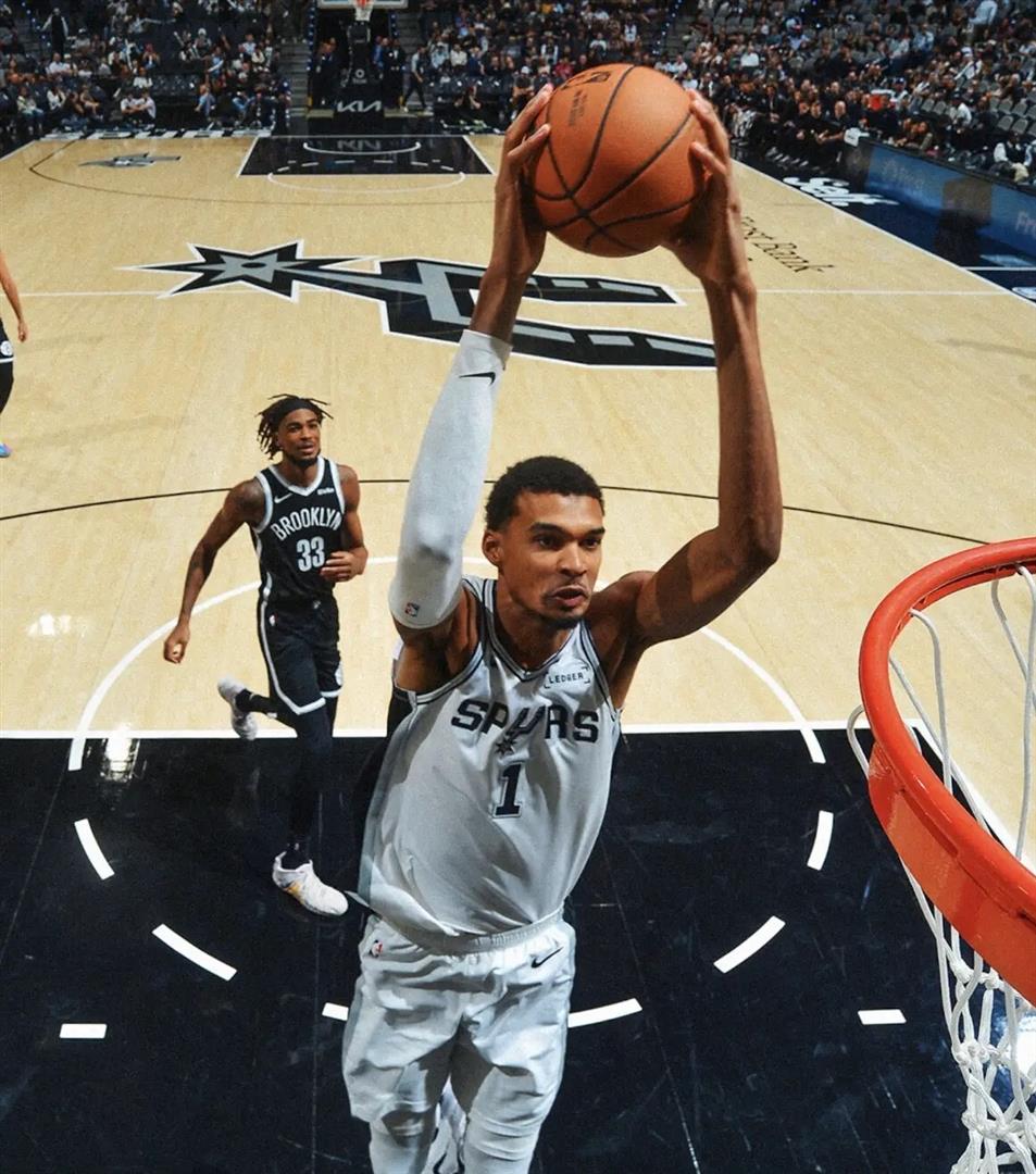 马刺险胜篮网,锡安扛起全队 马刺险胜篮网,锡安扛起全队