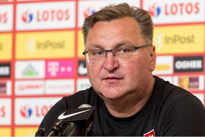 科尔多巴新任主帅揭秘战术打法,争夺联赛前四 科尔多巴新任主帅揭秘战术打法,争夺联赛前四