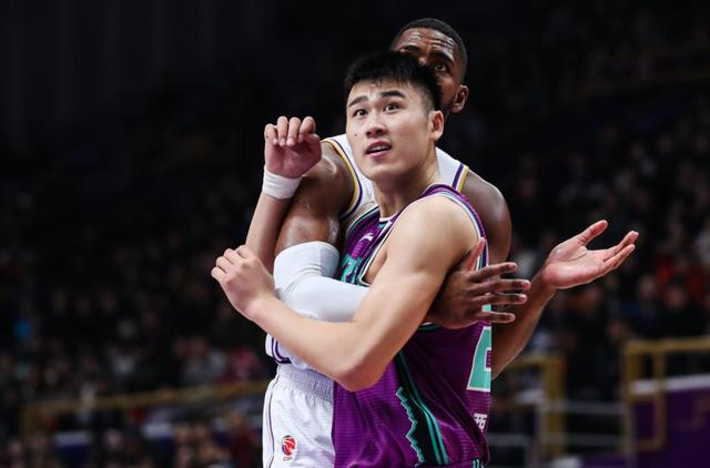 河南男篮豪取五连胜，实现赛季最佳战绩