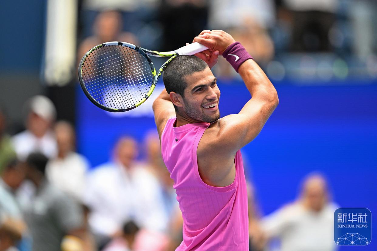 美国网球队绝地反击日本网球队，阿尔卡拉斯统治全场