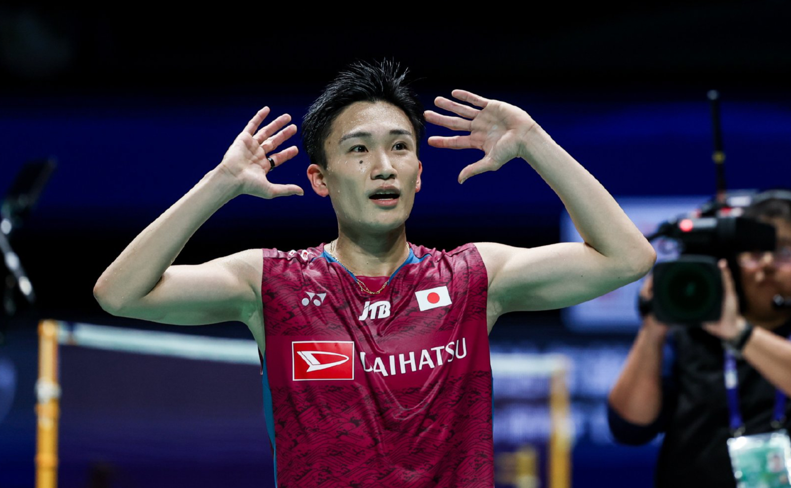 中国羽毛球队险胜印尼羽毛球队,桃田贤斗统治全场 中国羽毛球队险胜印尼羽毛球队,桃田贤斗统治全场