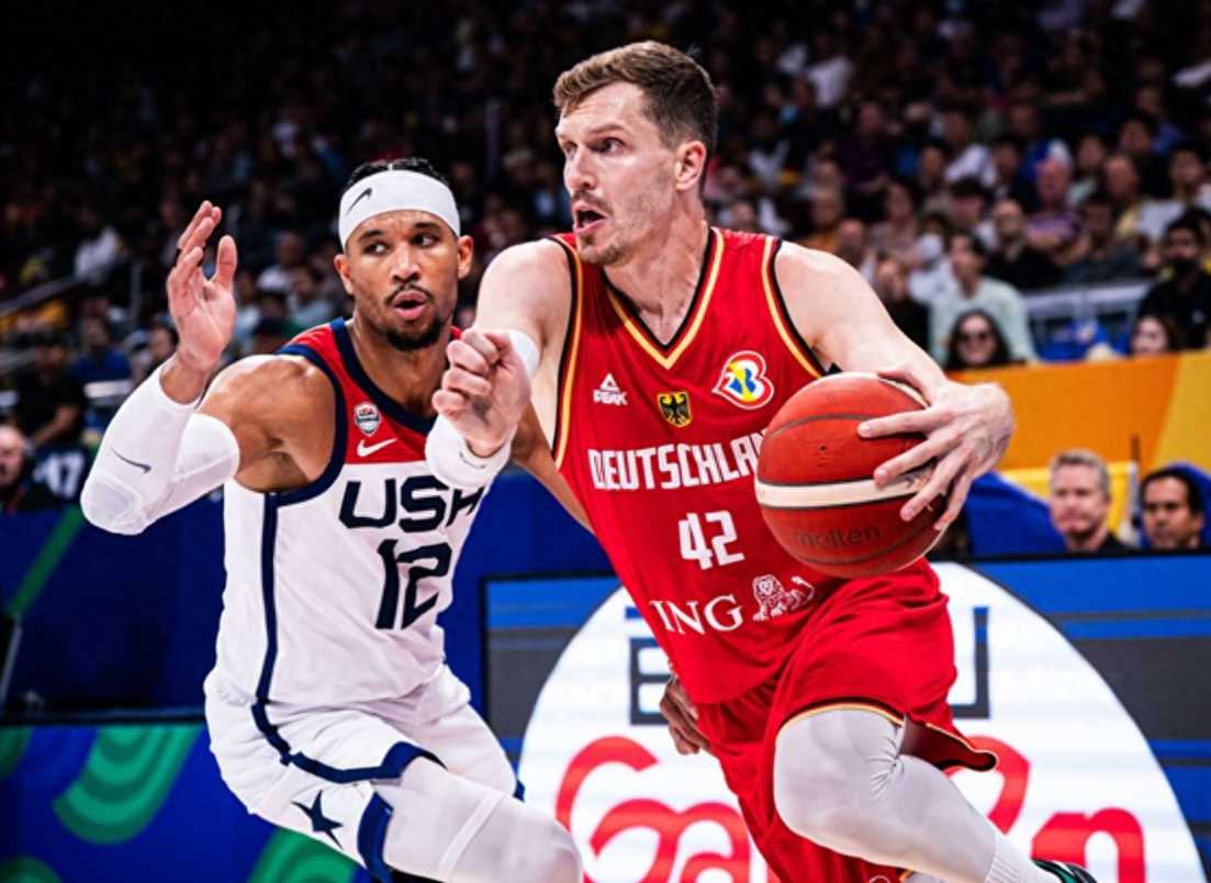 回眸时光!回顾两支球队激烈对决 回眸时光!回顾两支球队激烈对决