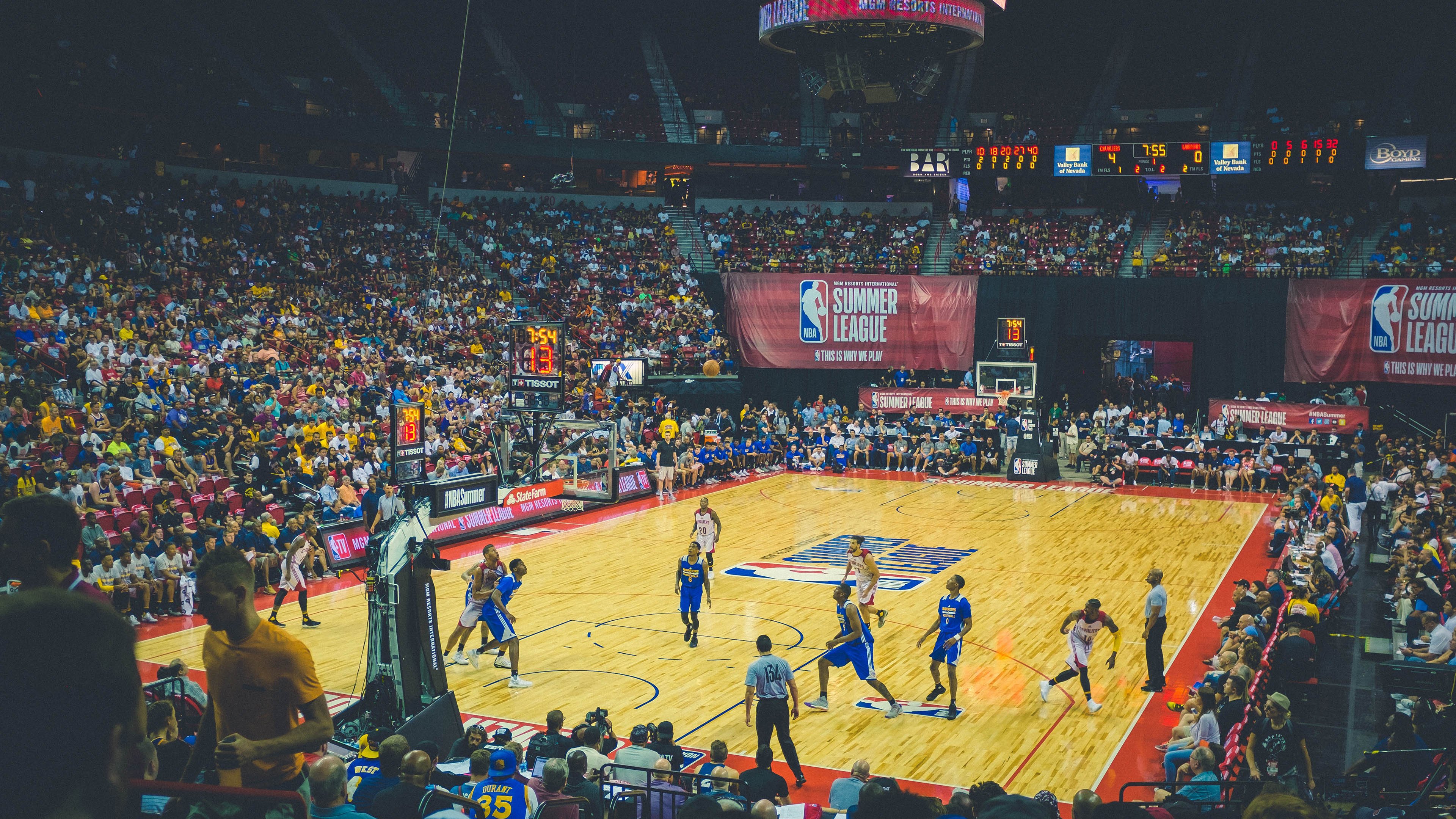 冰与火之歌,伦纳德冻结新疆,爵士主场奏响防守交响乐