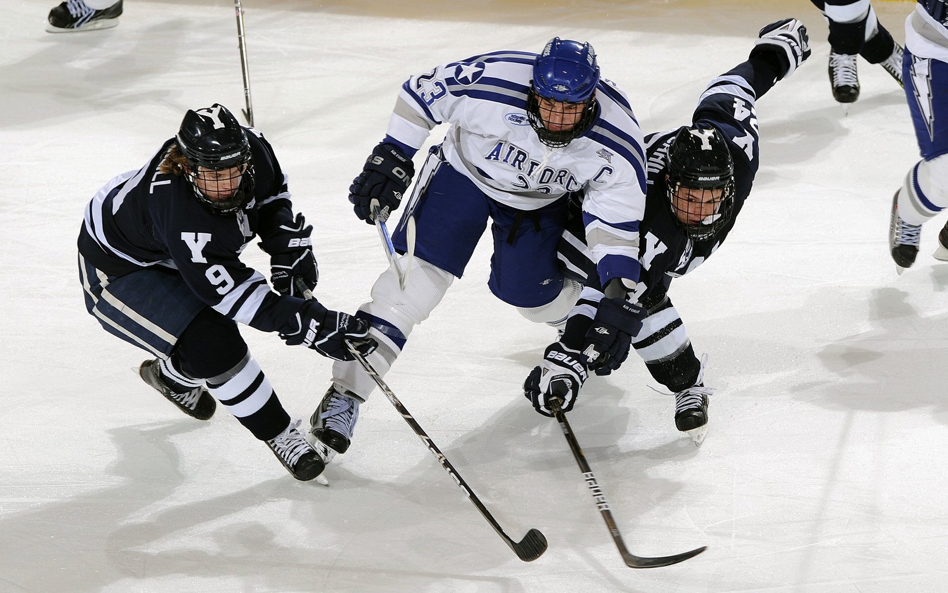 开拓者强压活塞，锡安成为关键先生，新一代巨星的崛起